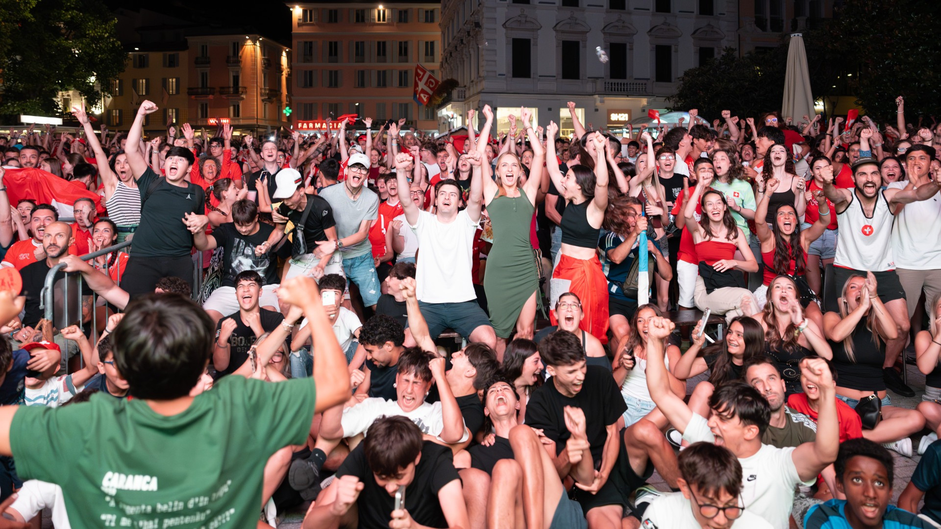 A Lugano maxischermo in piazza e locali aperti dalle 2 alle 5 per la partita contro l'Argentina