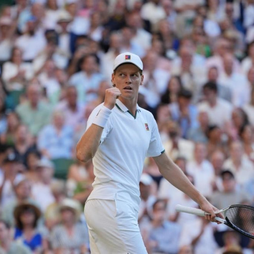 Sinner è ancora il re di Wimbledon: Zverev battuto in finale