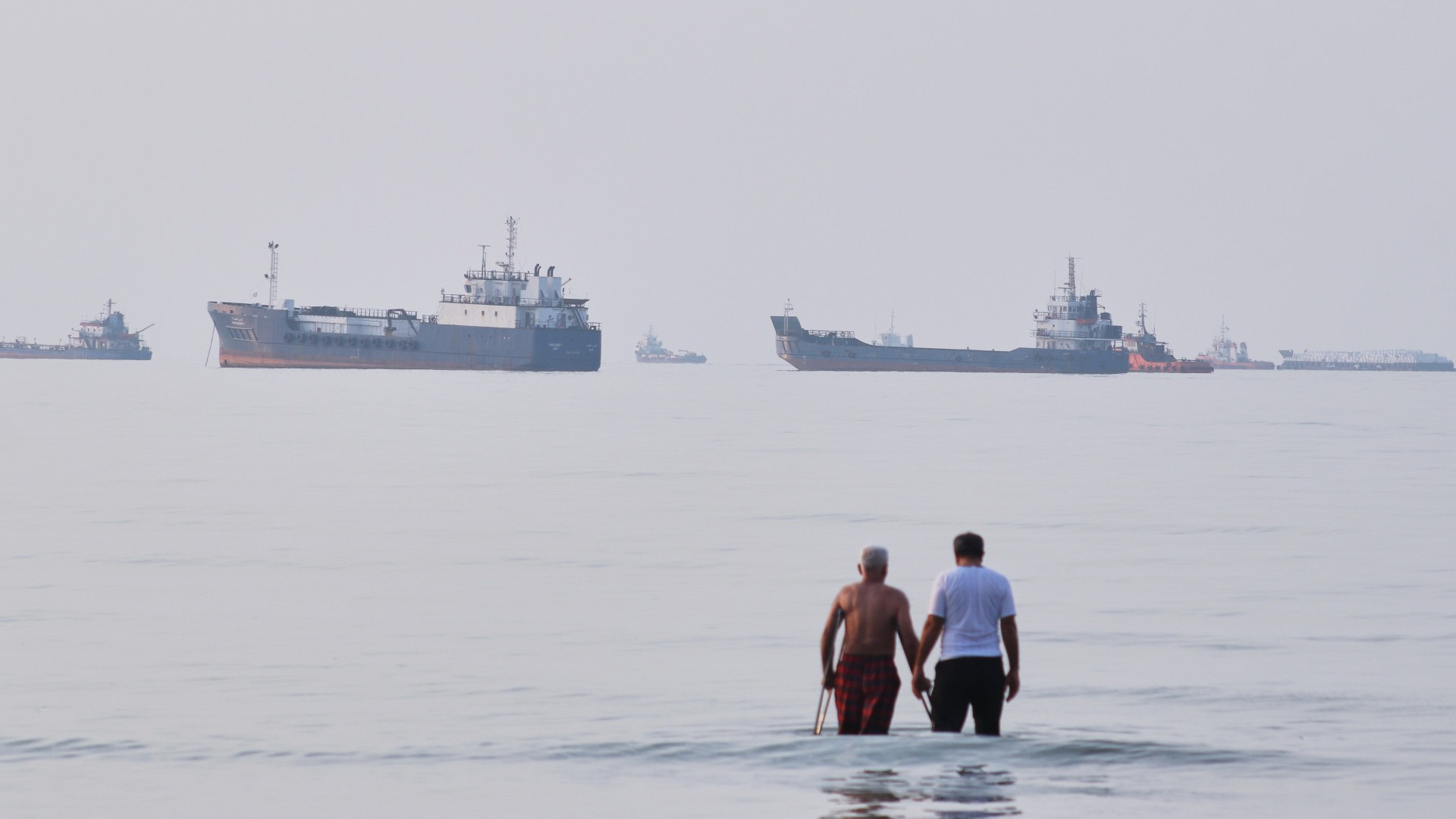 Hormuz solo una cosa è certa: il prezzo del petrolio torna a salire