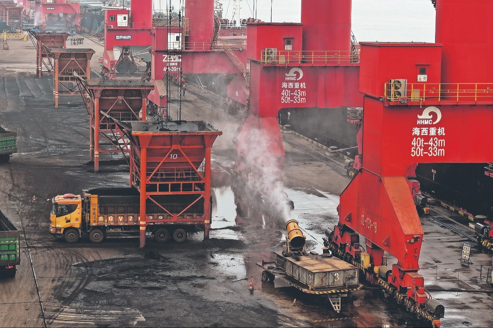 Il ritorno del carbone in Asia spinto dalla crisi di Hormuz