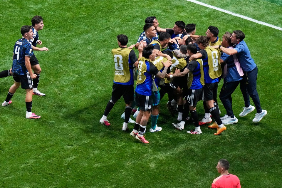 L'Argentina vola in finale