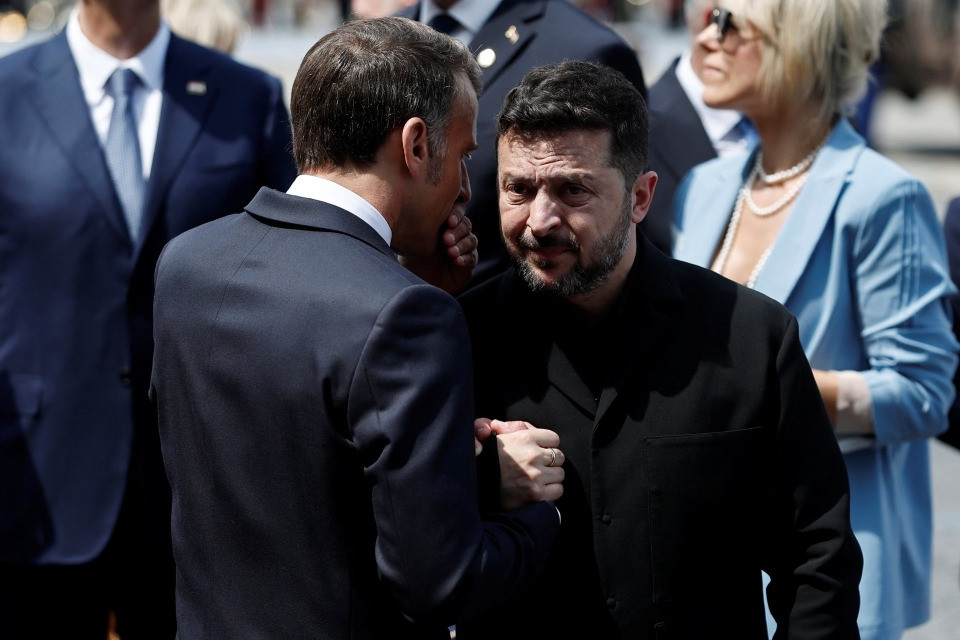 Ucraina e Francia, ecco l'intesa «per armi molto potenti»