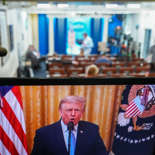 Donald Trump scalda la base Maga: «Sistema elettorale a rischio brogli»