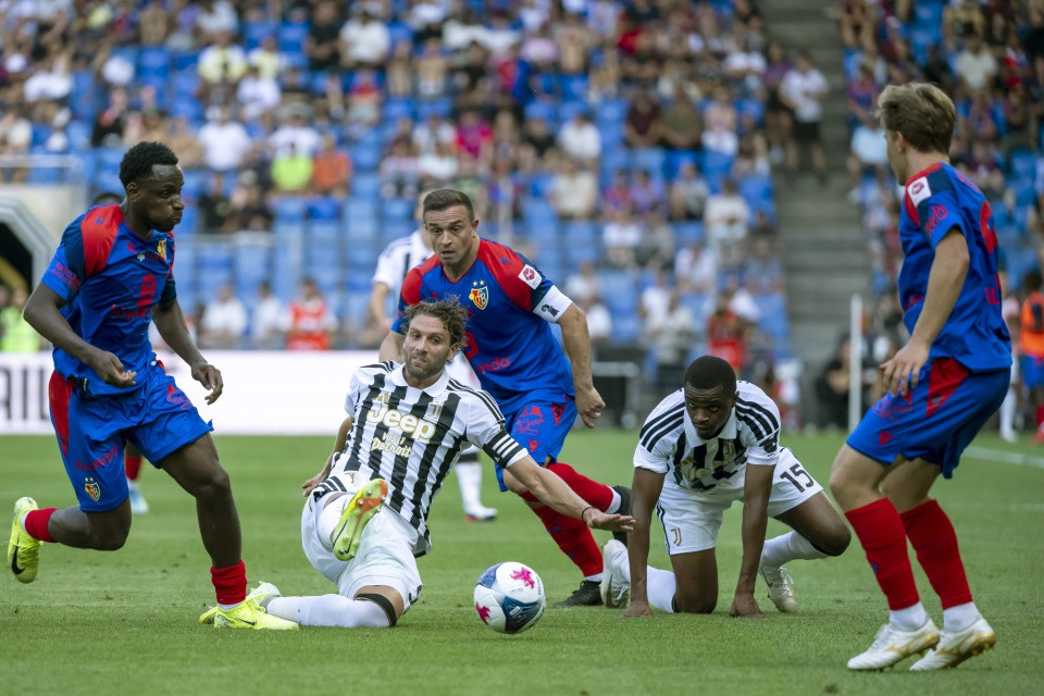 Basilea-Juventus finisce senza gol e con un rigore parato