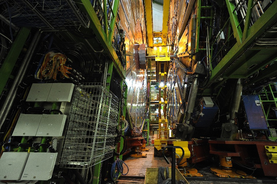 L’eterno ritorno delle teorie cospirative sull’acceleratore di particelle del CERN
