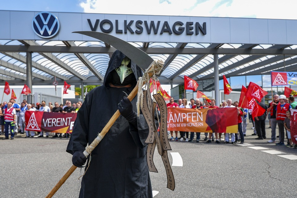 «La crisi dell’auto in Germania ha effetti negativi sul Ticino»