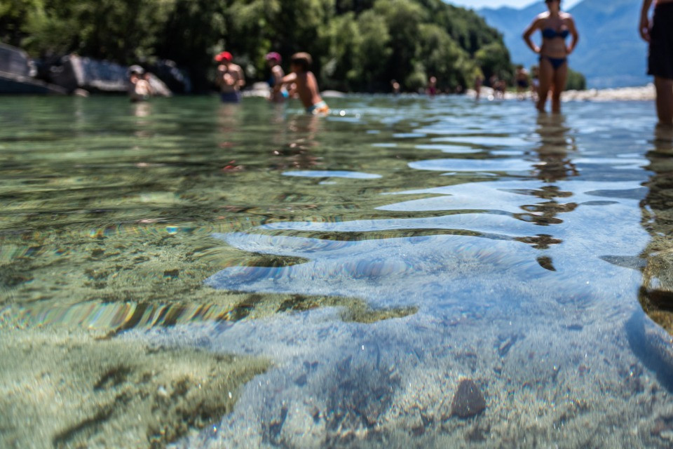 Bellinzona svela tre spiaggette, ma sui social è polemica