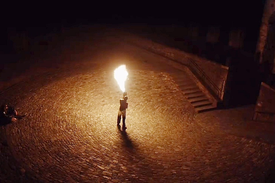 Sì, Castelgrande è finito in un videoclip di Travis Scott