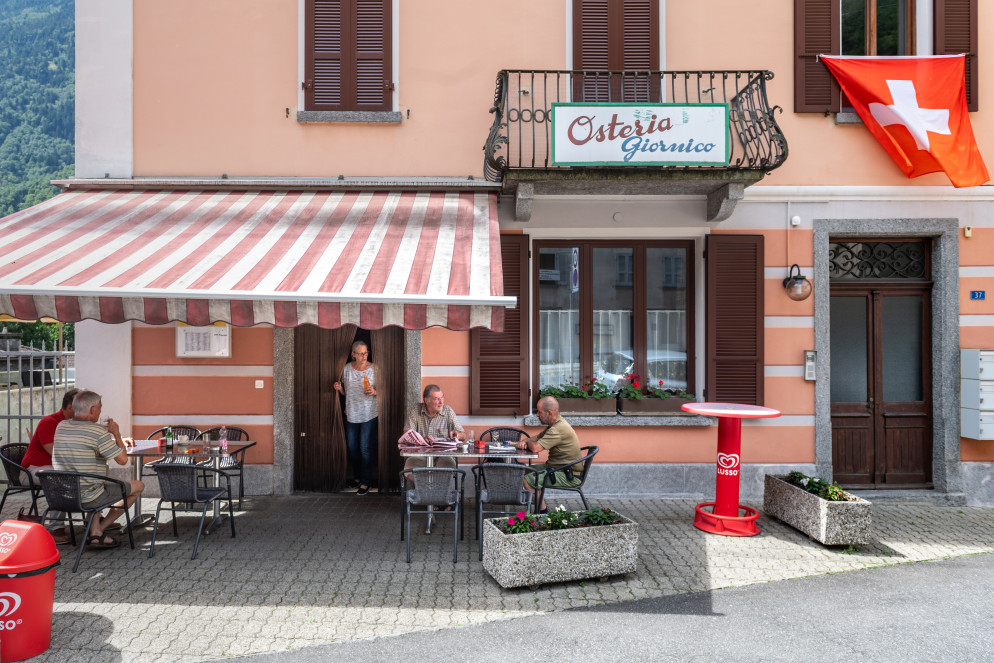 L'esterno dell'osteria Giornico (foto Cdt - Chiara Zocchetti)