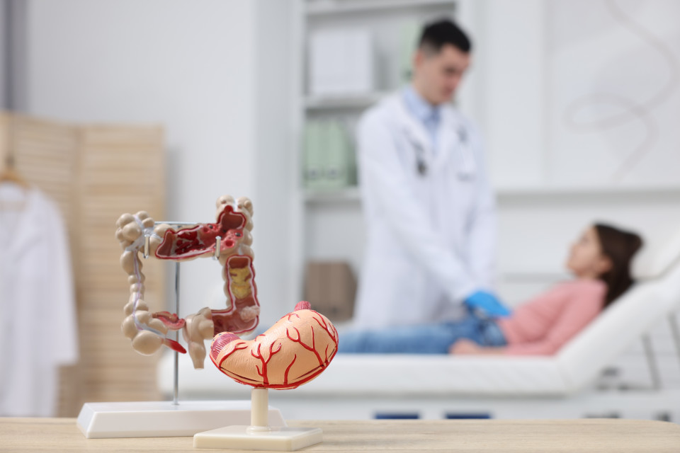 «Sedava e filmava la pazienti», medico zurighese accusato di abusi sessuali