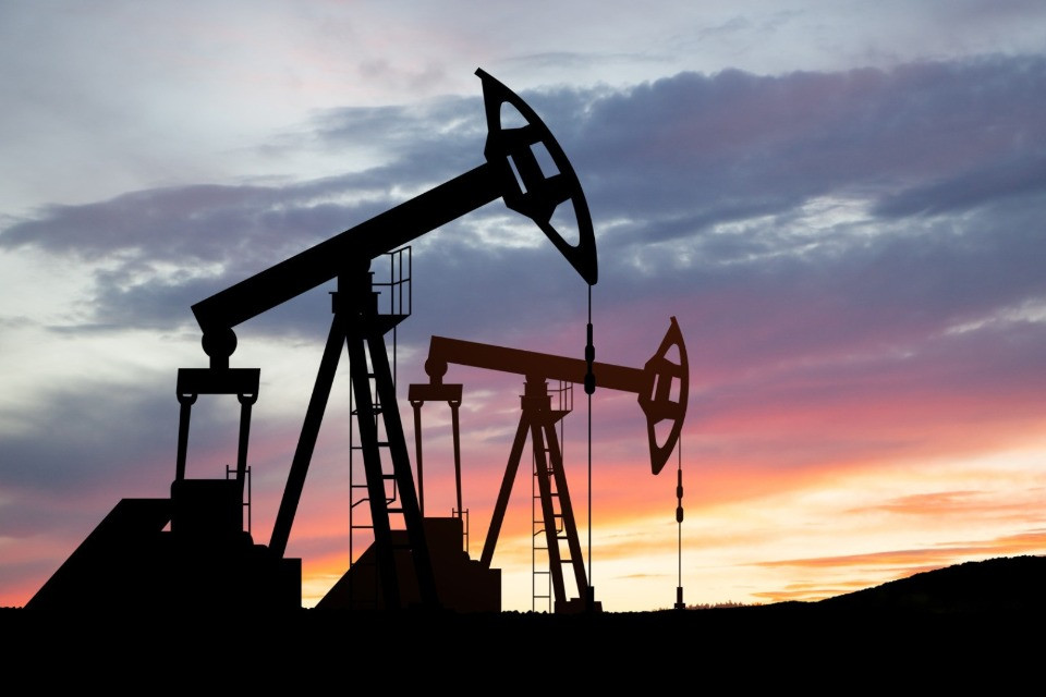 L'Iran ha venduto petrolio per 18 miliardi di dollari in 5 mesi di guerra