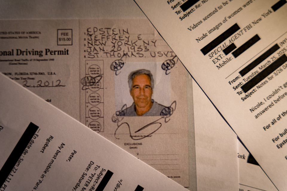 «L'ultima fidanzata di Epstein potrebbe ereditare 100 milioni di dollari»