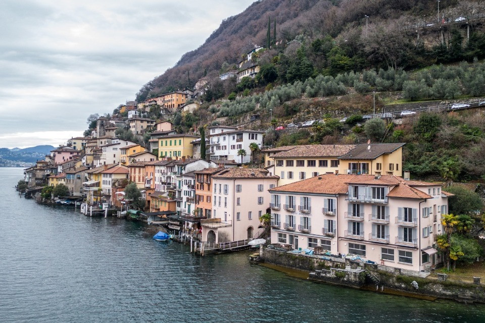 Intimidazioni e vandalismi, Gandria è in subbuglio