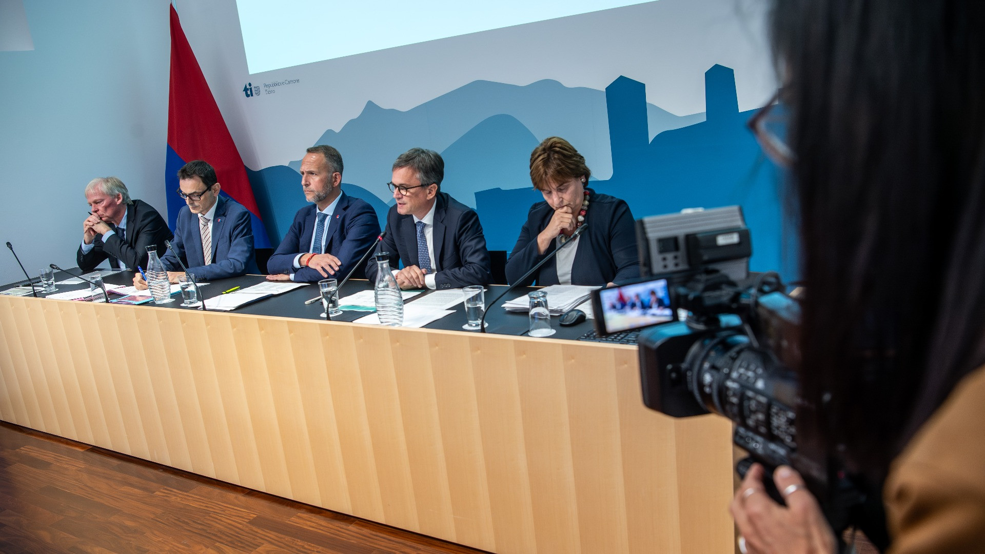 Claudio Zali lascia il Governo, la conferenza stampa del Consiglio di Stato