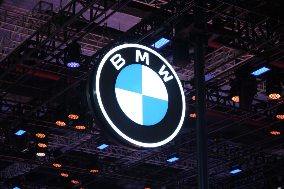 BMW taglia 8 mila posti di lavoro in tutto il mondo