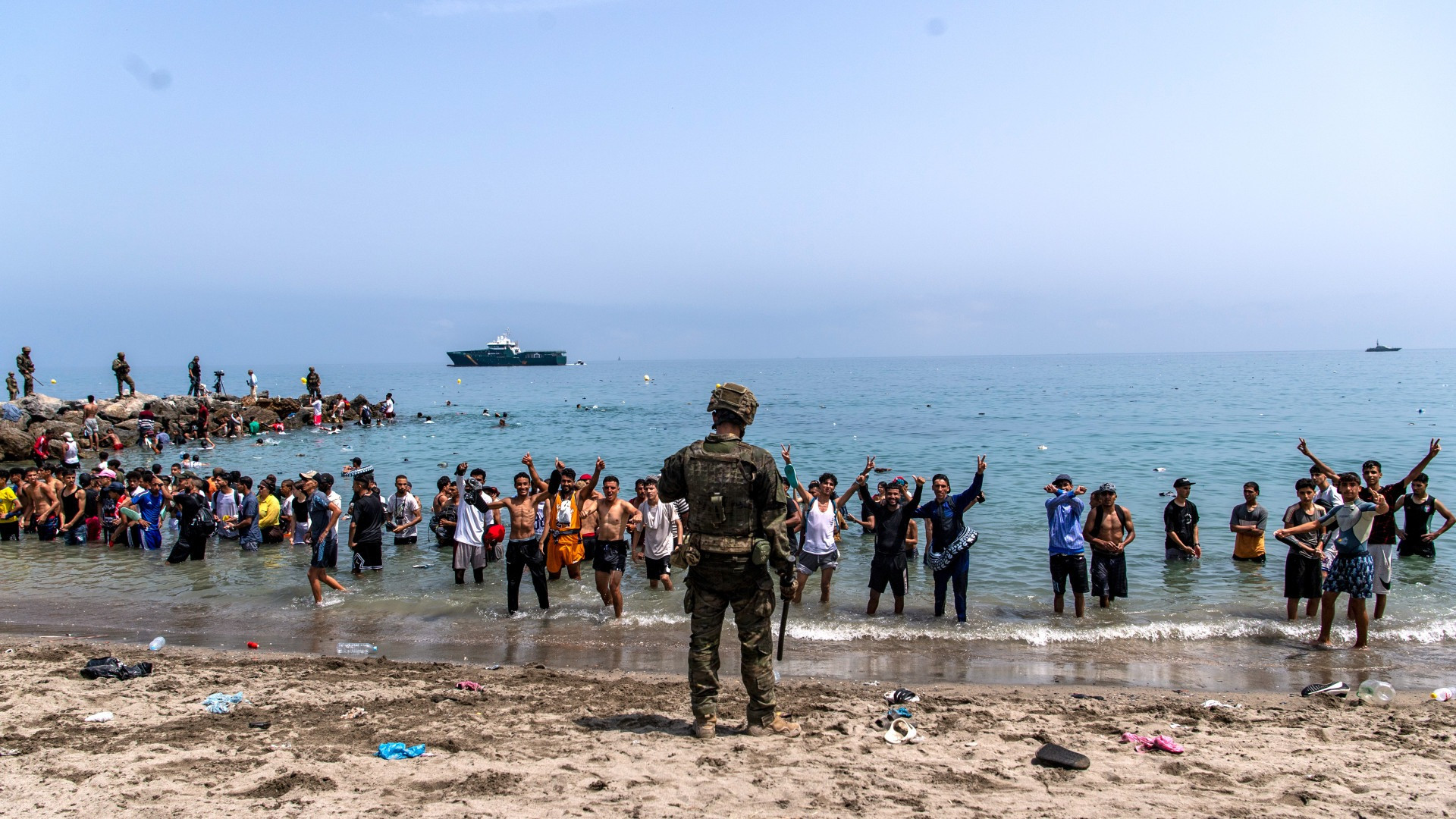 Migranti a Ceuta e Melilla, Ambrosini: «Più che un’invasione, è un simbolo utile a una certa narrazione»