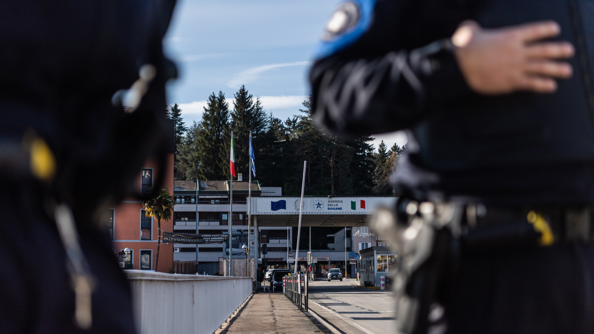 Con un quintale di hashish in auto, condannato ed espulso