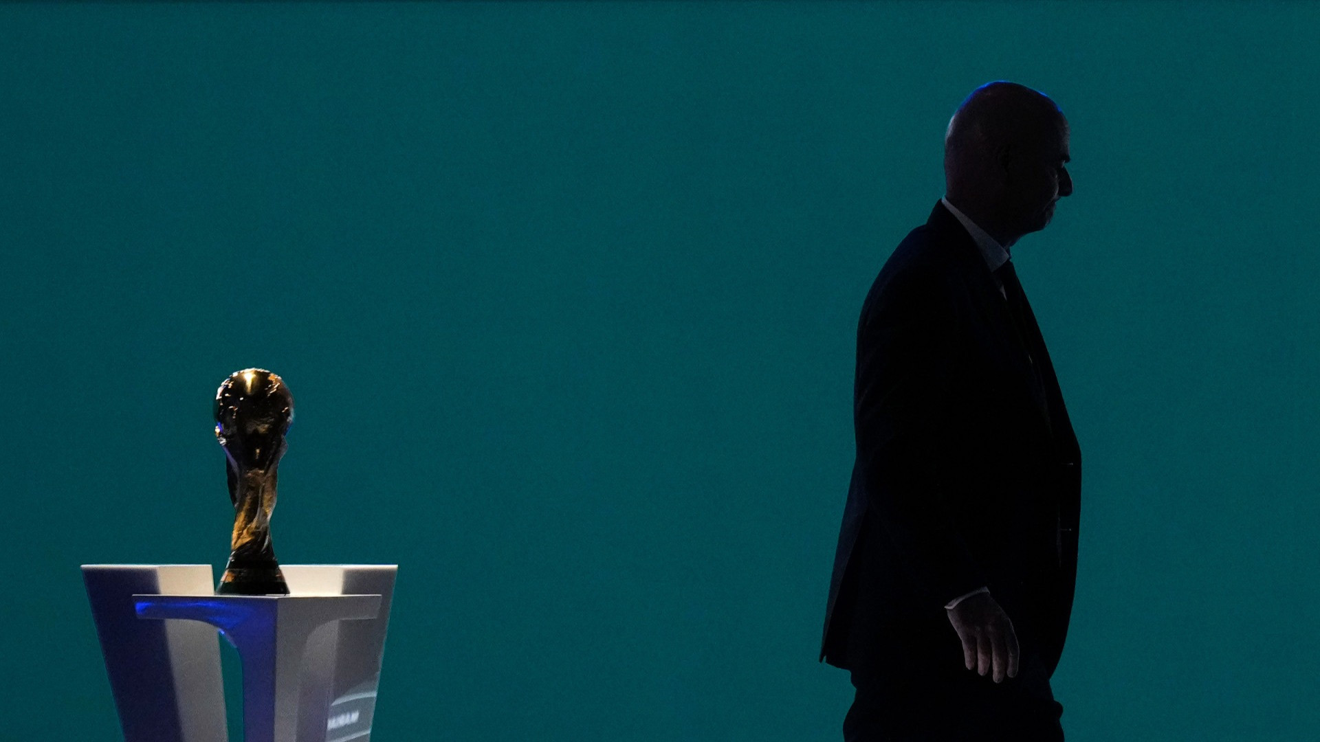L'UEFA insiste: «Infantino ha perso la nostra fiducia»