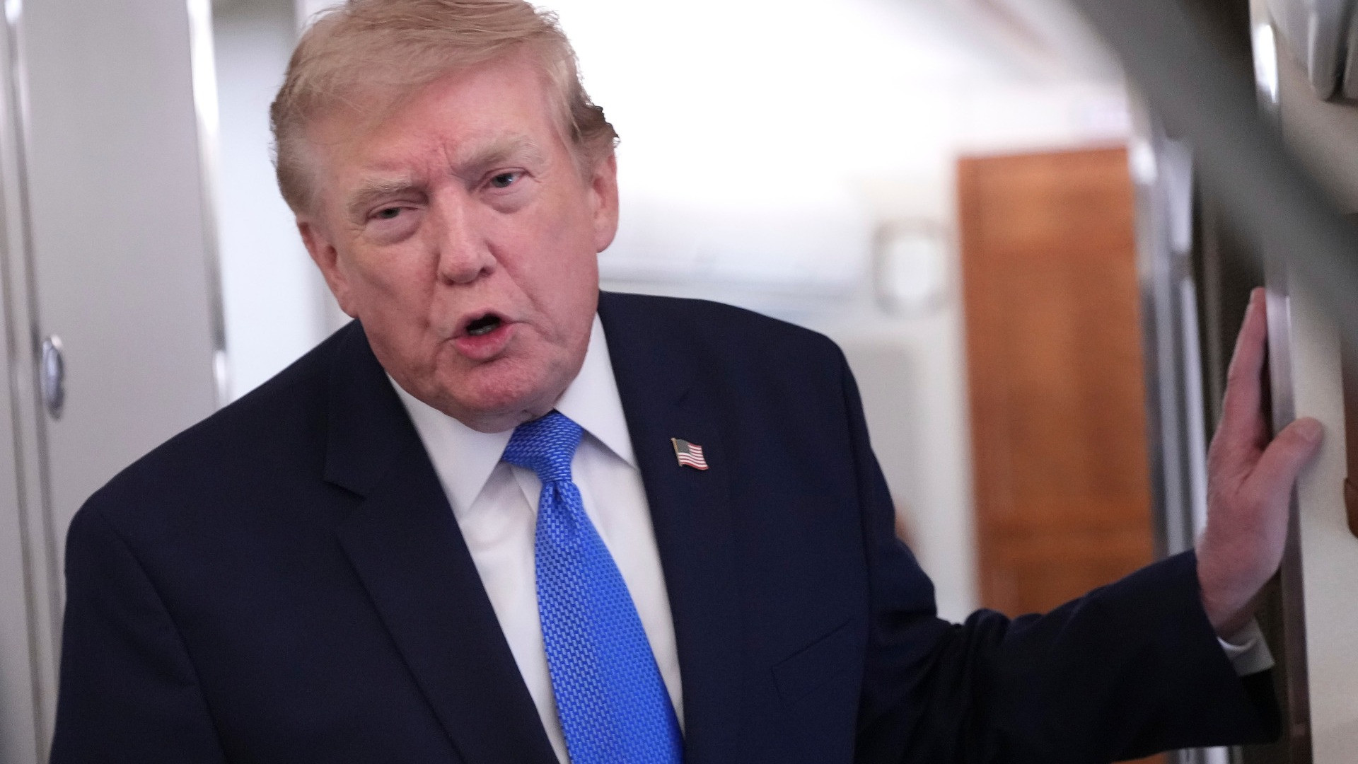 Trump: «Pronti a negoziare con l'Iran sullo Stretto di Hormuz»