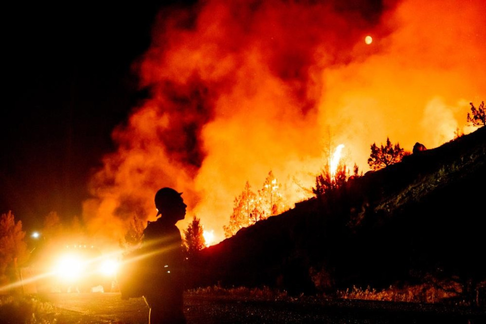 Incendi nel Nordovest degli USA: sfollate migliaia di persone