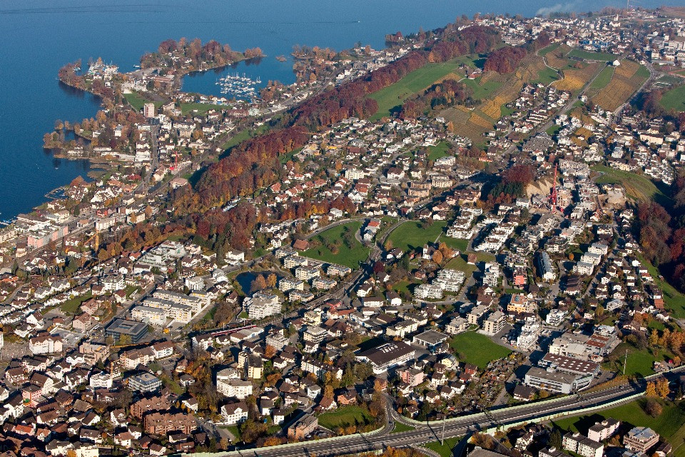 Svizzera, ecco le località preferite dai contribuenti milionari