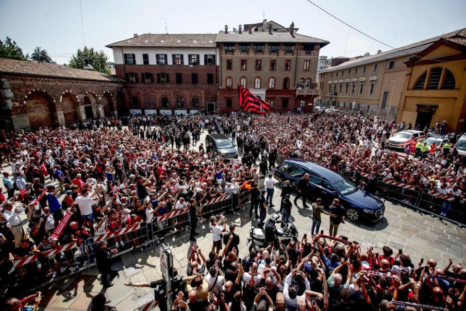 A Milano il funerale di Franco Baresi