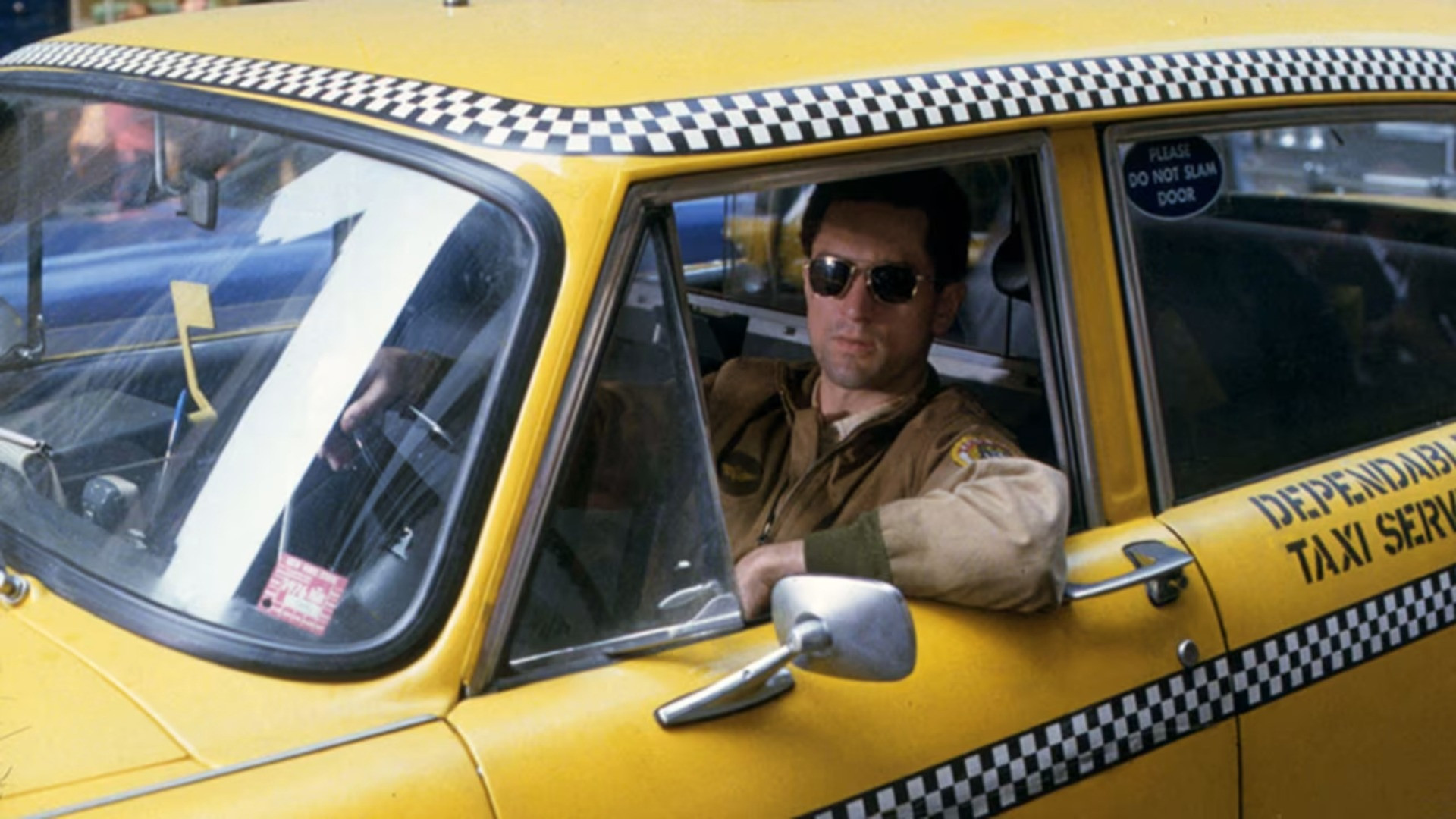 Taxi Driver, una discesa nell'abisso umano lunga 50 anni