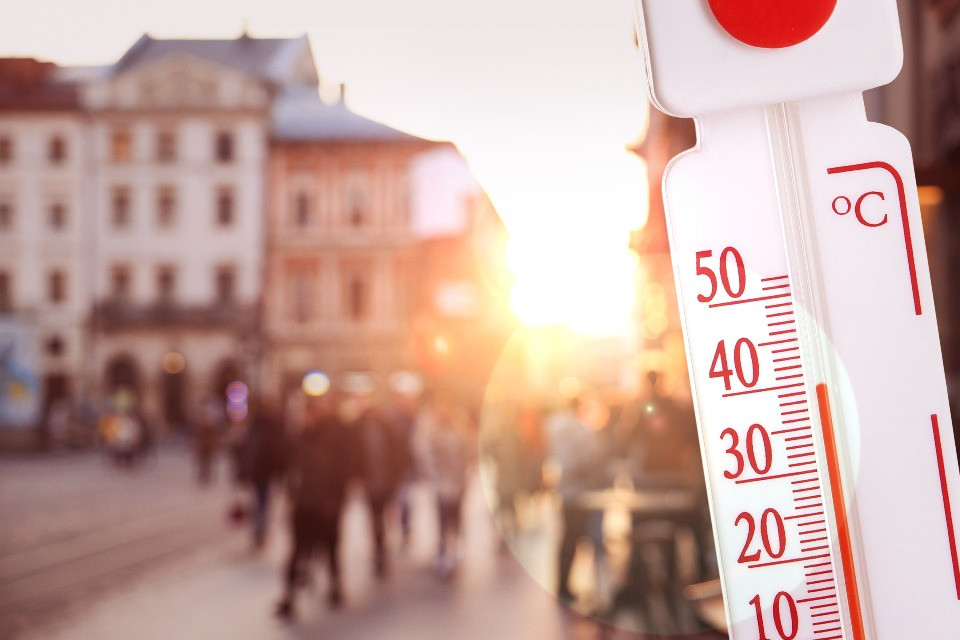 Caldo nelle città, l'esperto: «La Svizzera si muove, ma troppo lentamente»