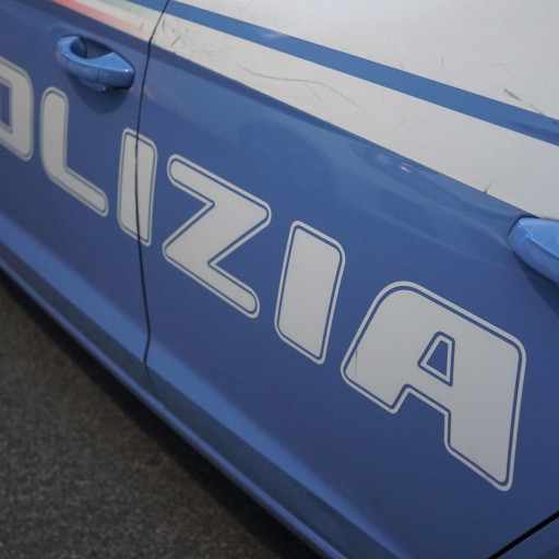 Terrorismo, arrestato un 16.enne del Comasco: propaganda per l'ISIS in rete