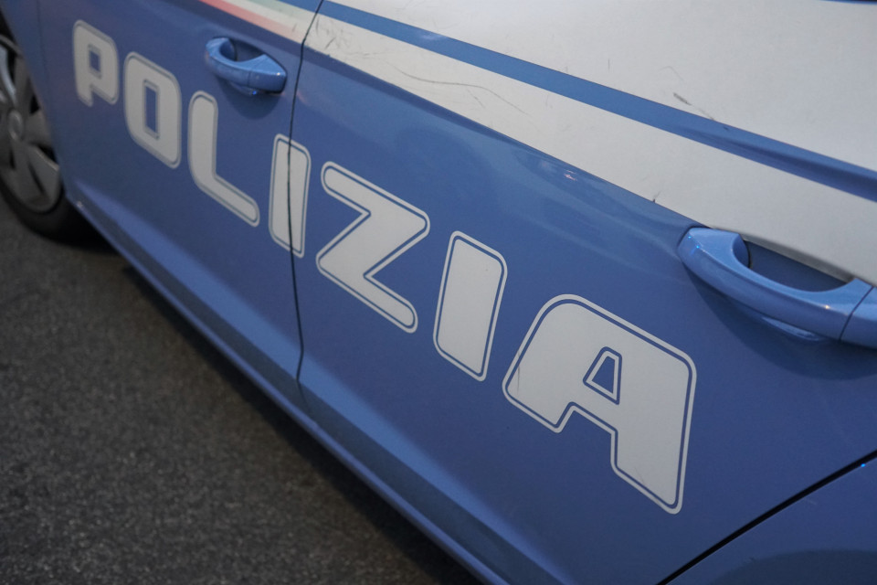Terrorismo, arrestato un 16.enne del Comasco: propaganda per l'ISIS in rete