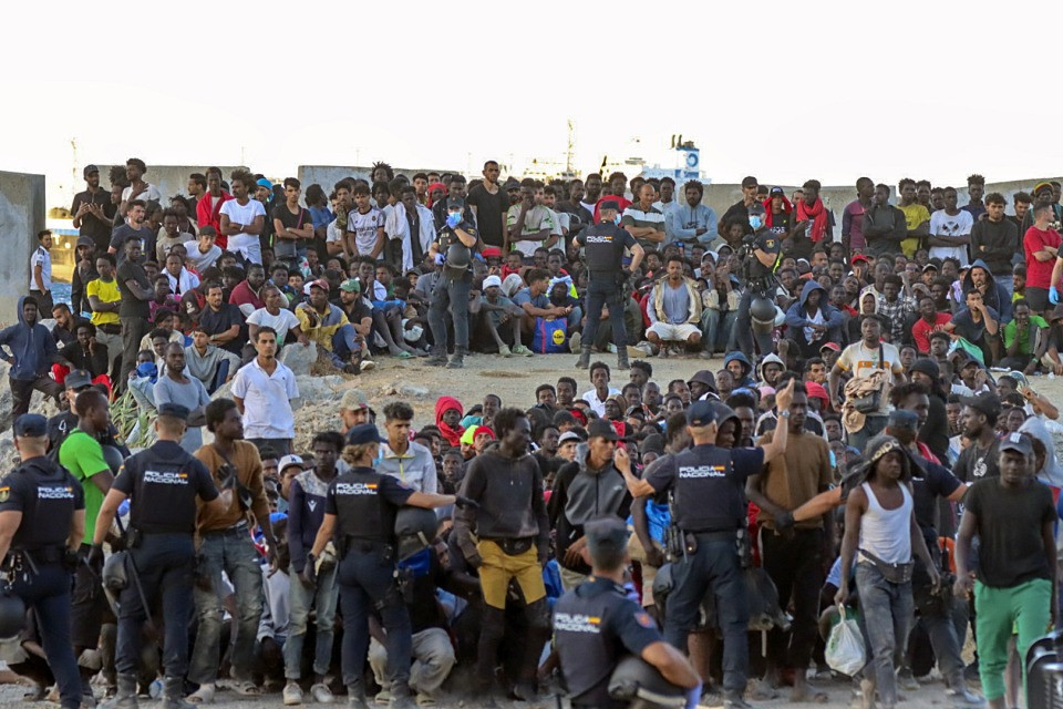 Video e foto fuori contesto, la disinformazione sulla crisi migratoria a Ceuta