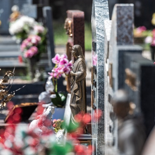 Dall'Italia al Sottoceneri: i ladri puntano ai cimiteri