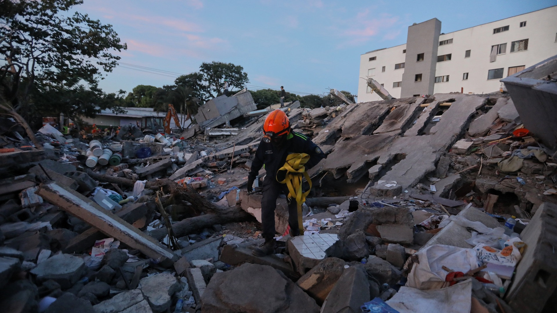 Terremoto in Colombia, oltre 160 morti e 2.700 dispersi