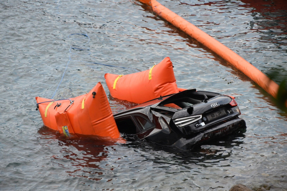 Vira Gambarogno, esce di strada e l’auto finisce nel lago affondando: salvi gli occupanti