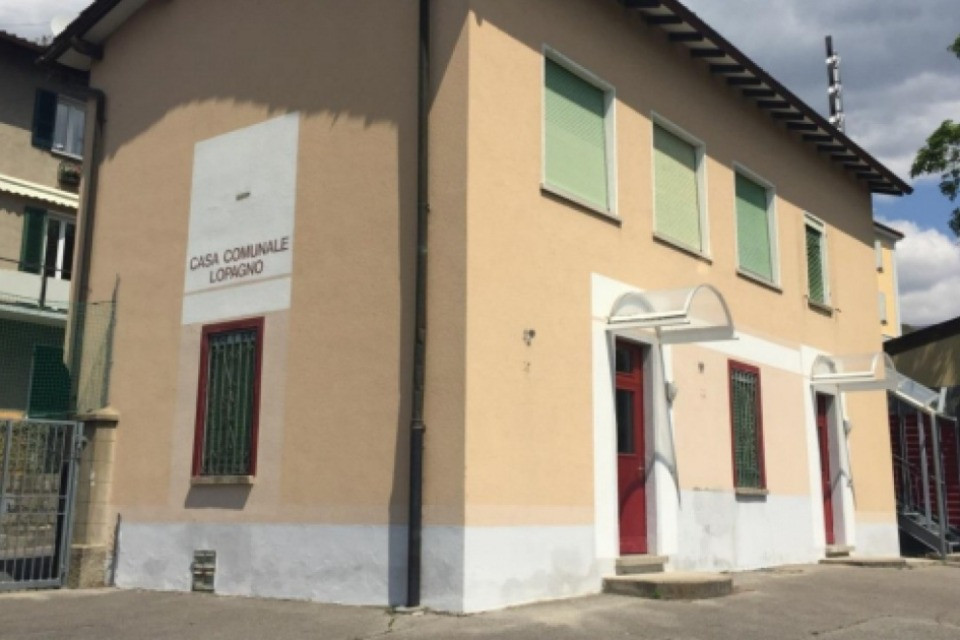 Ci sono interessati per l'ex casa comunale di Lopagno