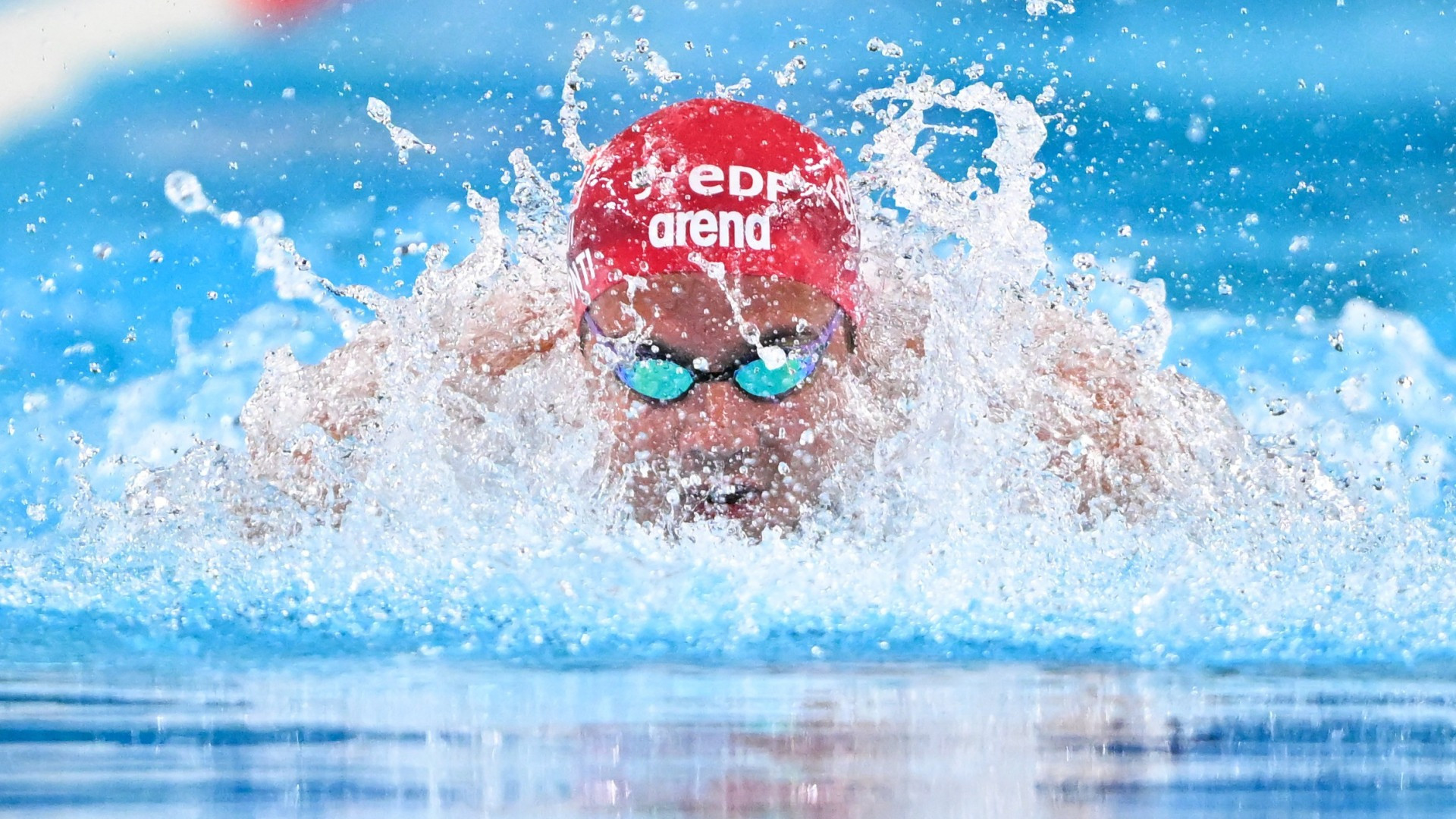 Noè Ponti in finale nei 100 m delfino