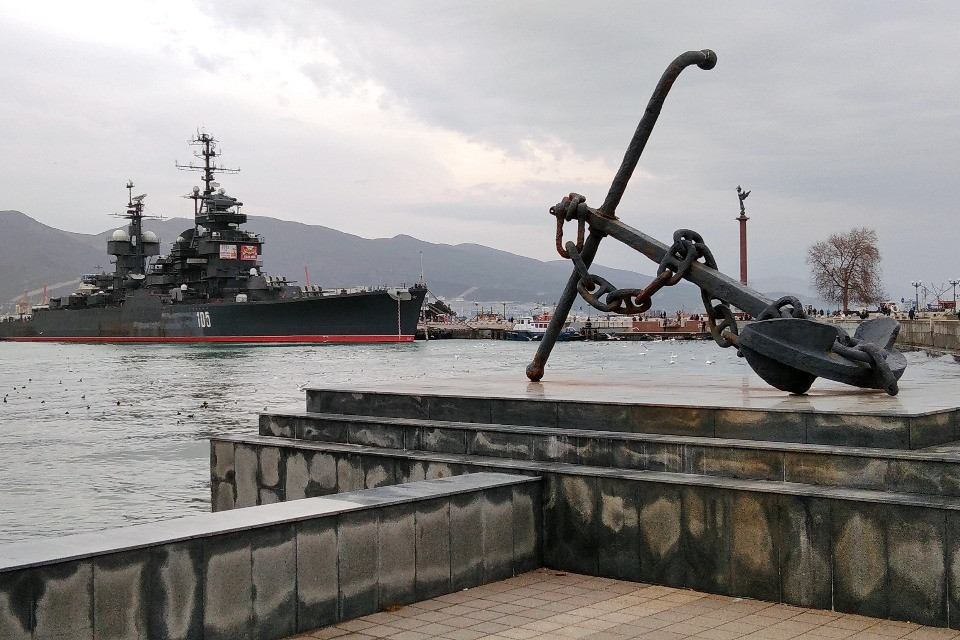 Esplosioni nel porto russo di Novorossiysk, ci sarebbero vittime