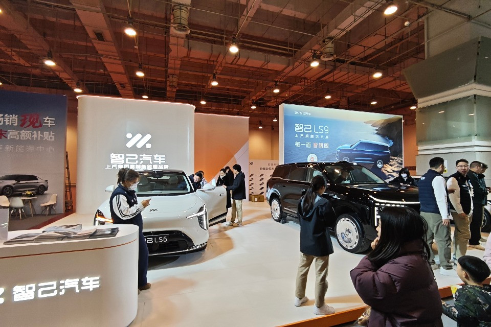 L'ascesa delle auto cinesi mette in difficoltà l'industria svizzera