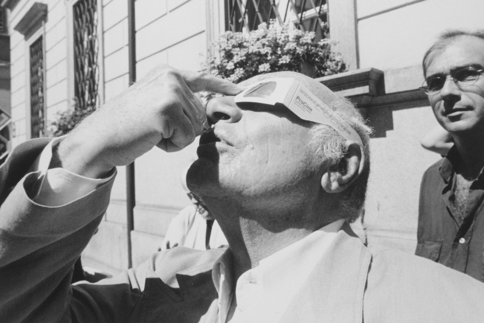 Eclissi solare, Francesco Rosi spettatore d'onore al Festival nel 1999