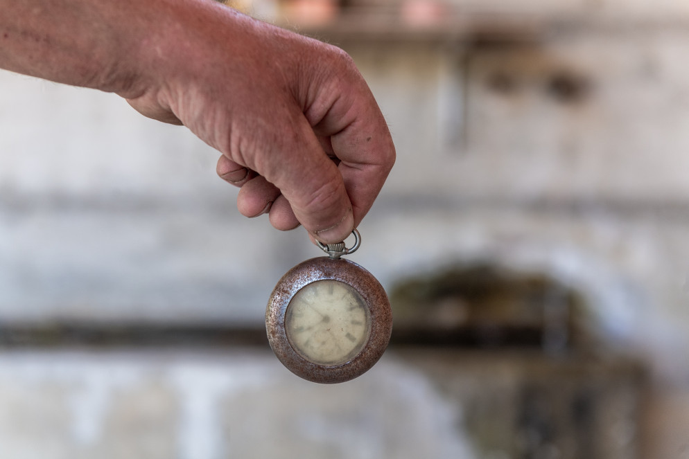 L'orologio che padre di Ramseier, anche lui contadino-rabdomante, utilizzava per cercare l'acqua&nbsp;(foto Cdt-Zocchetti)
