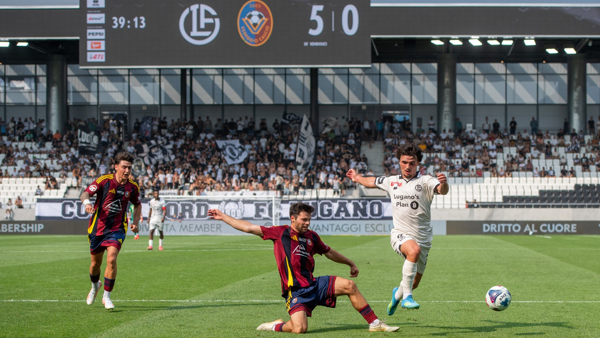 La festa del calcio ticinese è una goleada bianconera