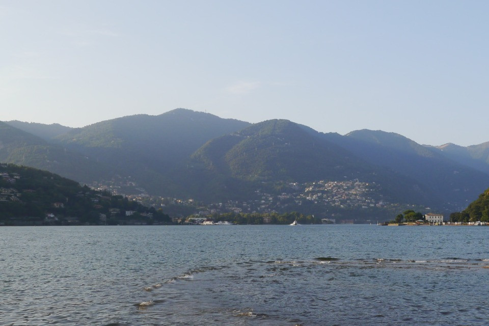 Recuperato il corpo del 21enne annegato nel Lago di Como