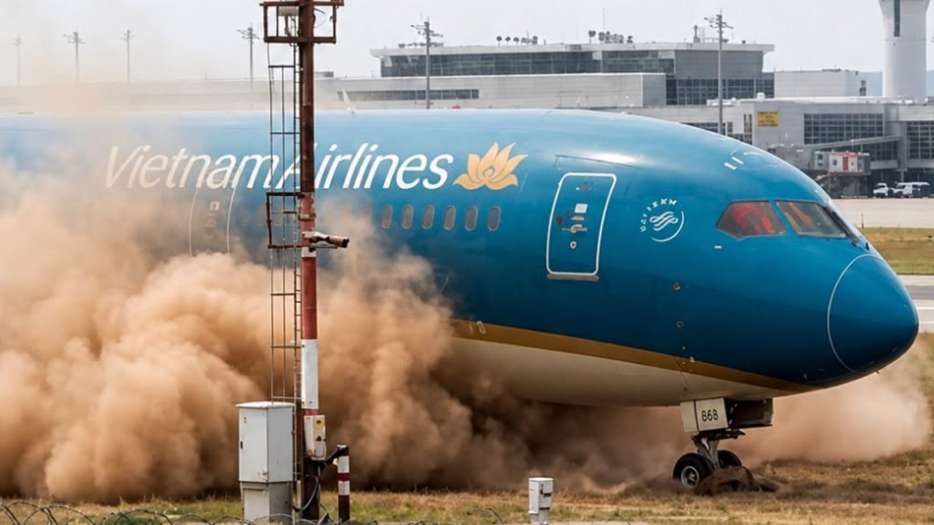 Monaco, il Boeing di Vietnam Airlines non era stato caricato in modo errato