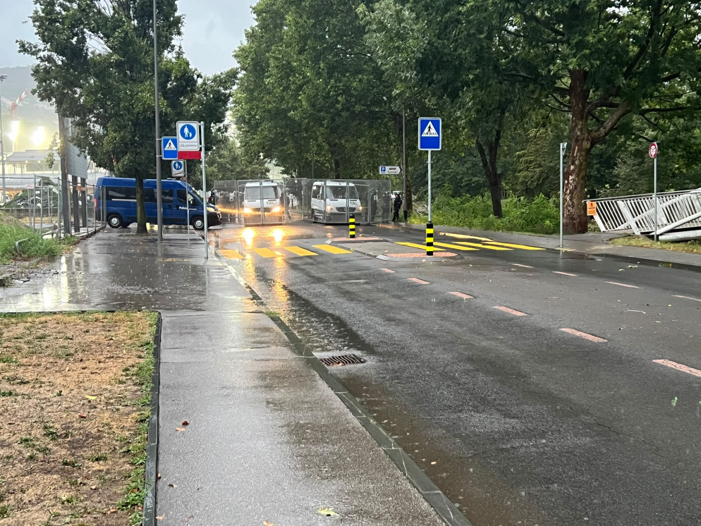 Via Ciani.