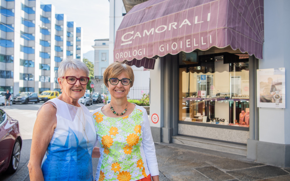 Le sorelle Angela (a sinistra) e Paola Camorali © CdT/Gabriele Putzu