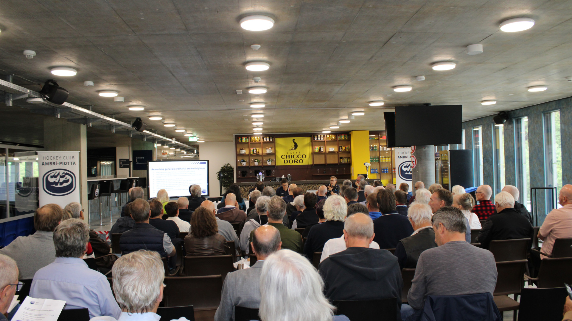 HCAP, conti e licenza da bollino rosso