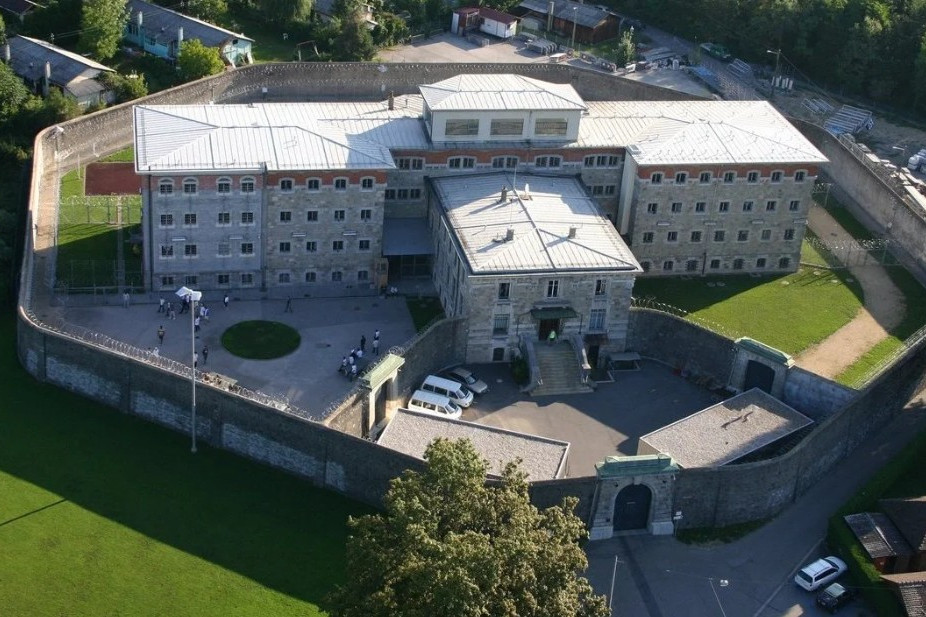 Riacciuffato detenuto evaso dal carcere Bois-Mermet