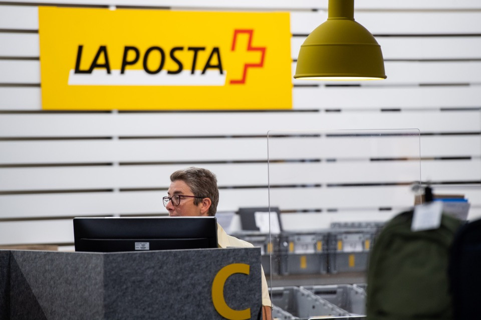 Novazzano, l’ufficio postale chiude e il Municipio alza la voce