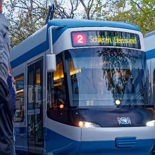 «Nessuna compassione»: ex conducente di tram finisce nella bufera