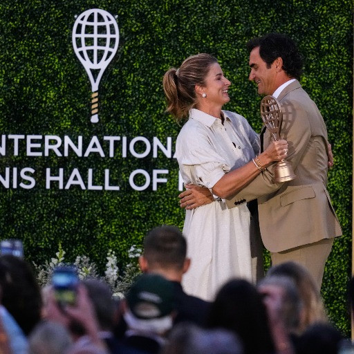 Roger Federer nella Hall of Fame: «Se chiudo gli occhi ho 13 anni e sono un raccattapalle»